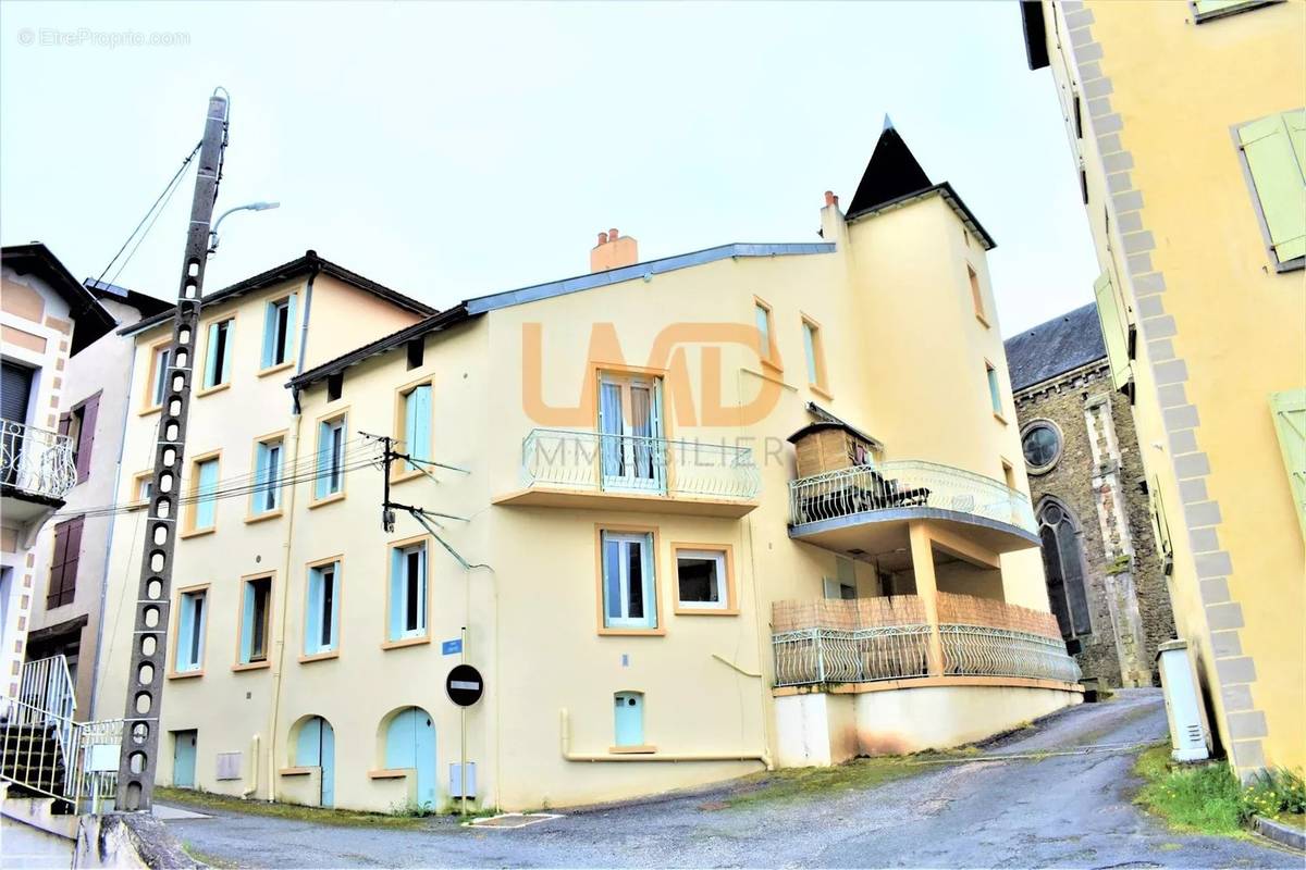 Appartement à CRANSAC