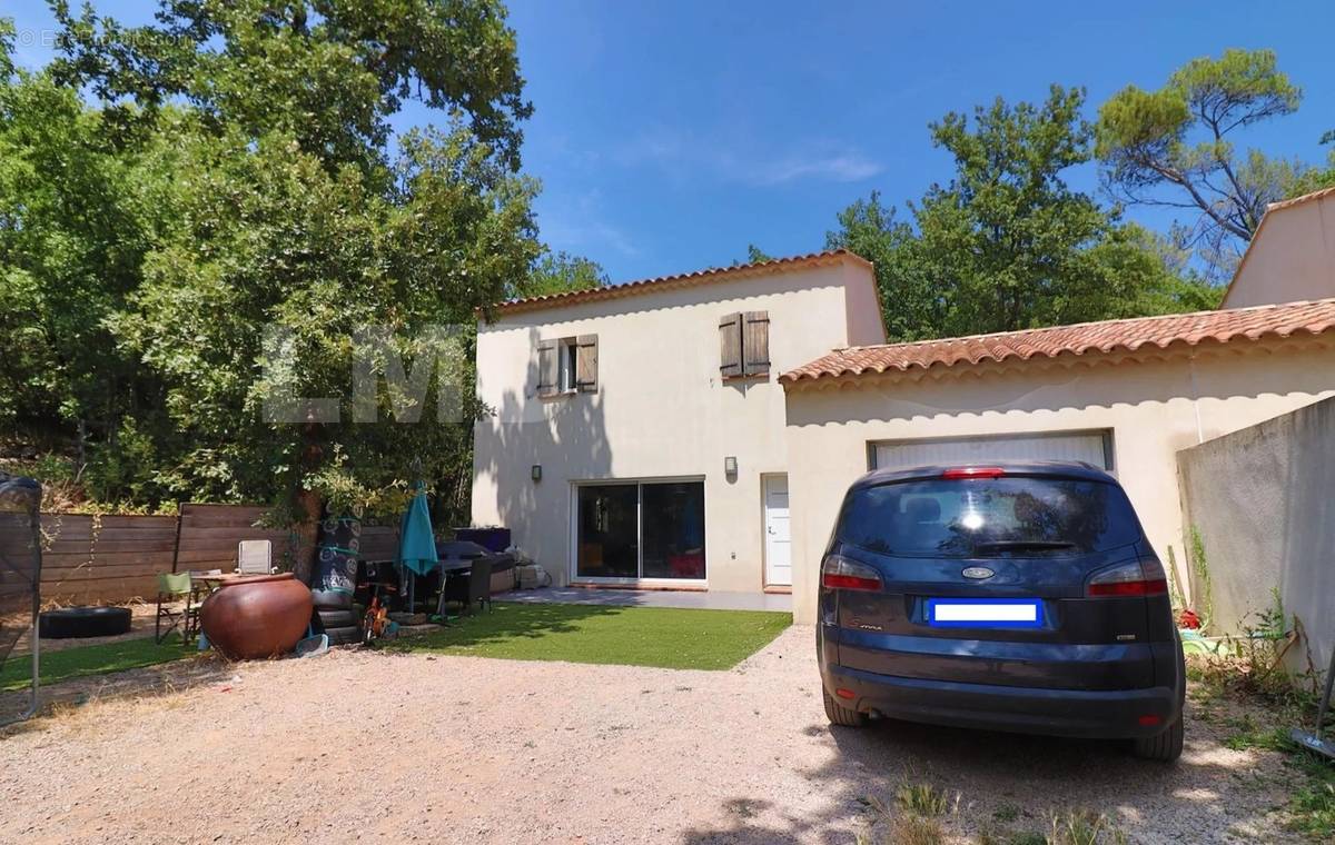 Maison à SAINT-MAXIMIN-LA-SAINTE-BAUME