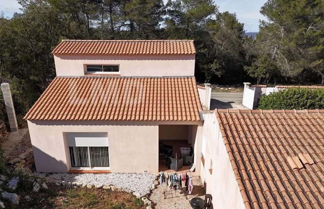 Maison à SAINT-MAXIMIN-LA-SAINTE-BAUME