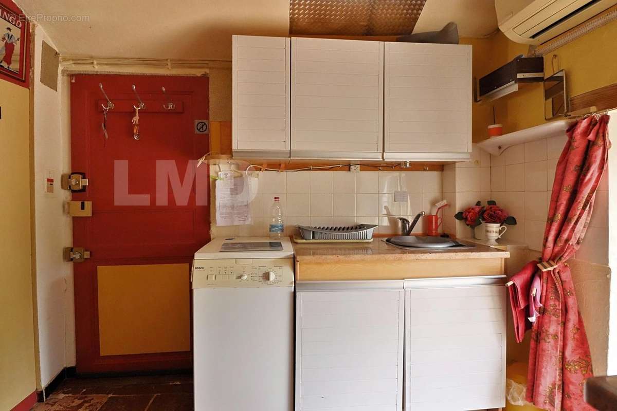 Appartement à LAMALOU-LES-BAINS