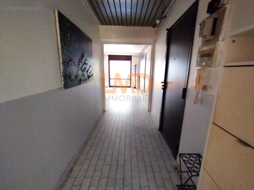 Appartement à MARSEILLE-3E