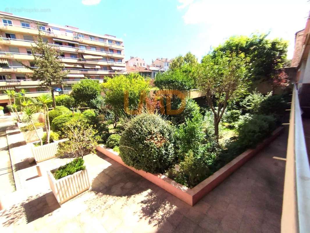 Appartement à MARSEILLE-3E