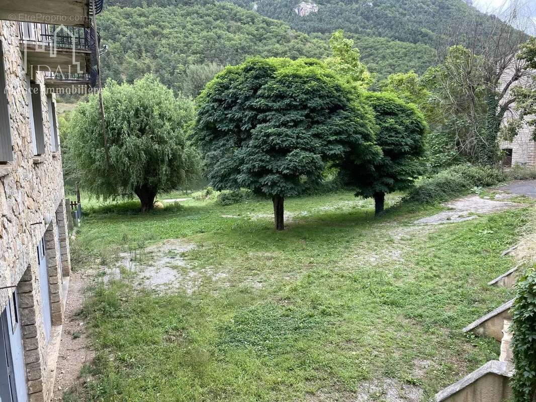 Appartement à LES VIGNES