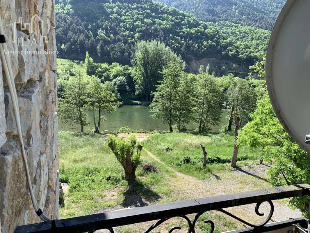 Appartement à LES VIGNES