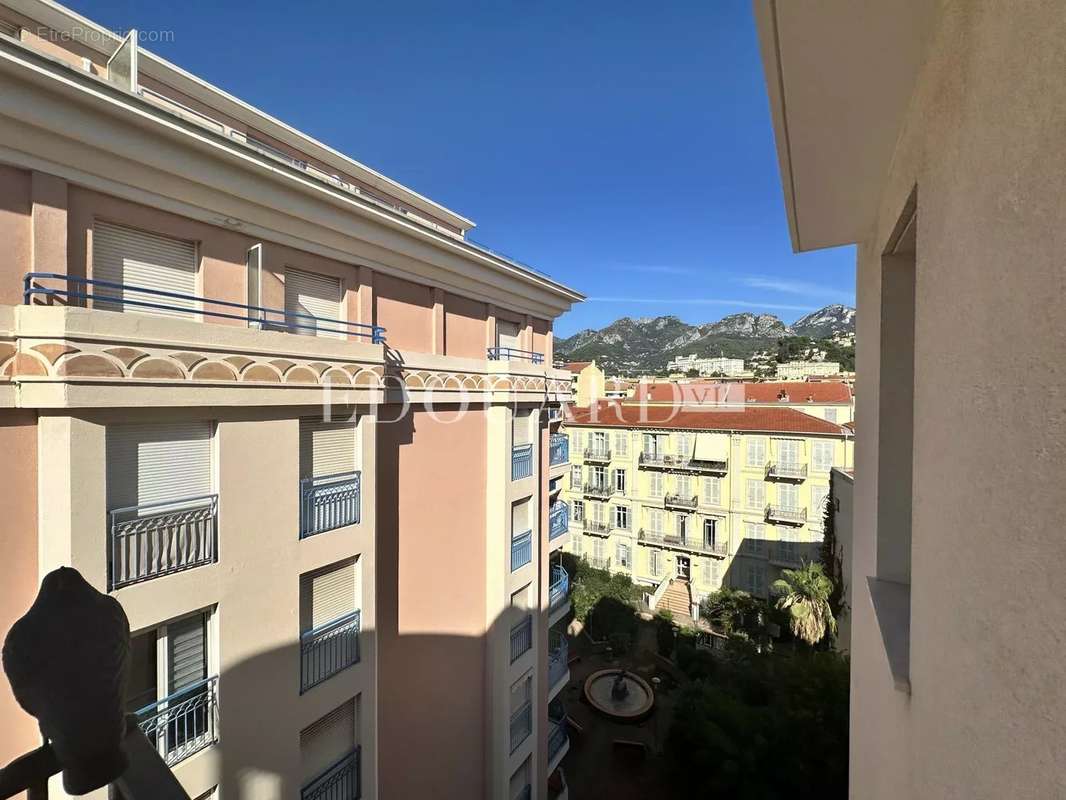 Appartement à MENTON