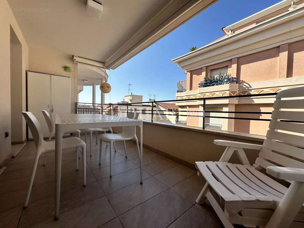 Appartement à MENTON