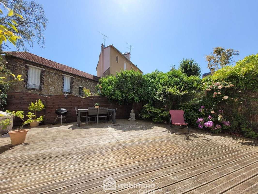 Vue de la terrasse de 70m² - Maison à FONTENAY-AUX-ROSES