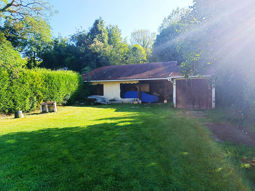 Maison à BORNEL