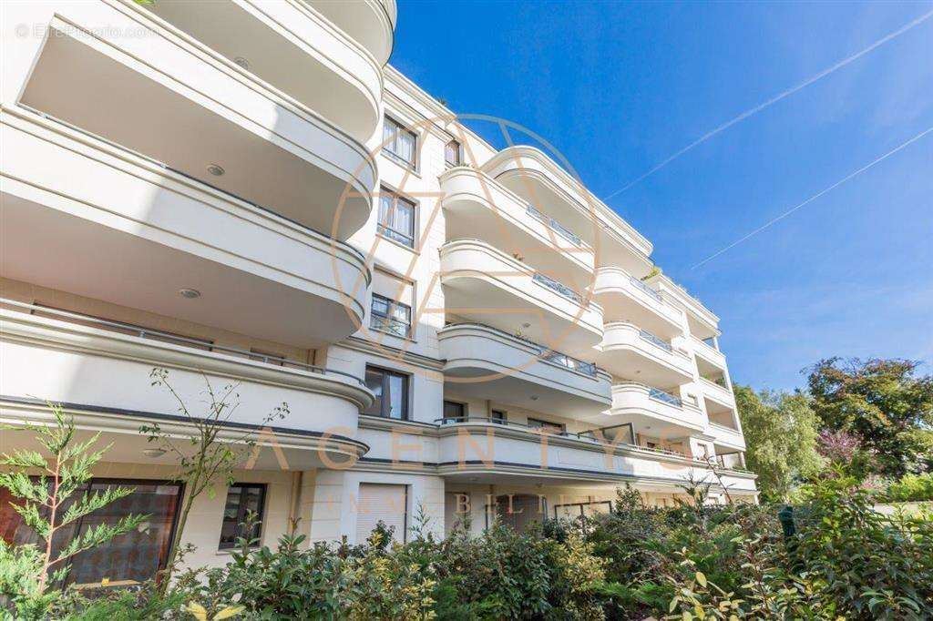 Appartement à LE PERREUX-SUR-MARNE