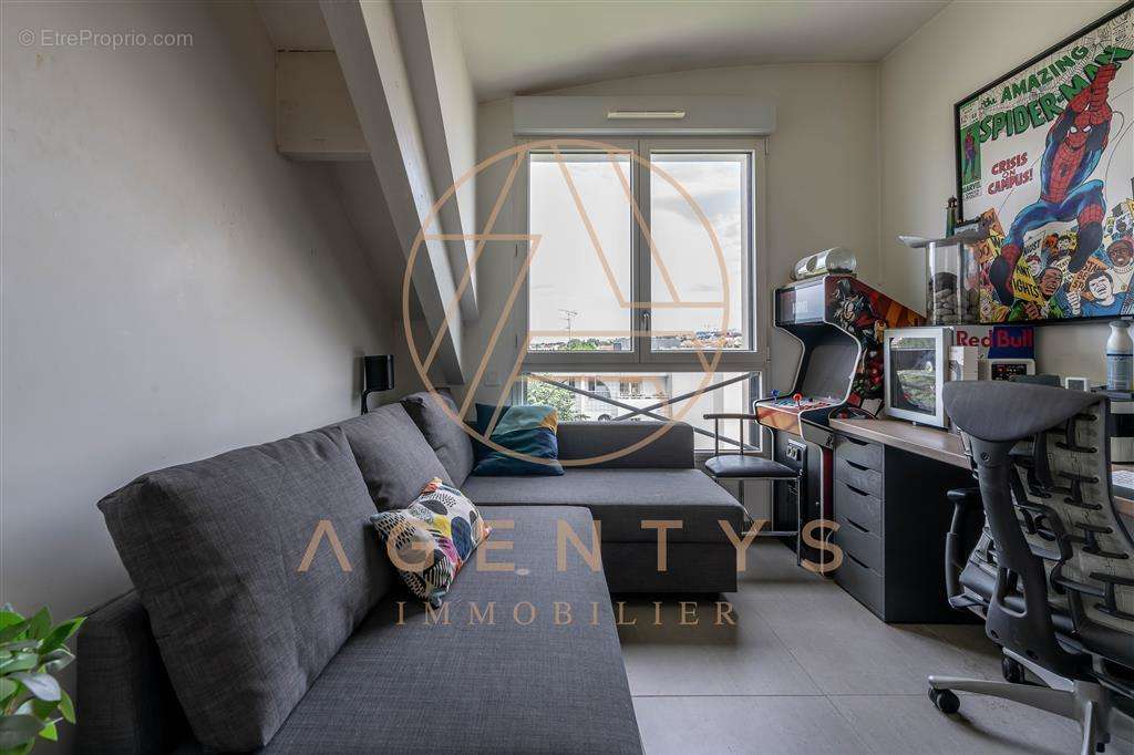 Appartement à LE PERREUX-SUR-MARNE