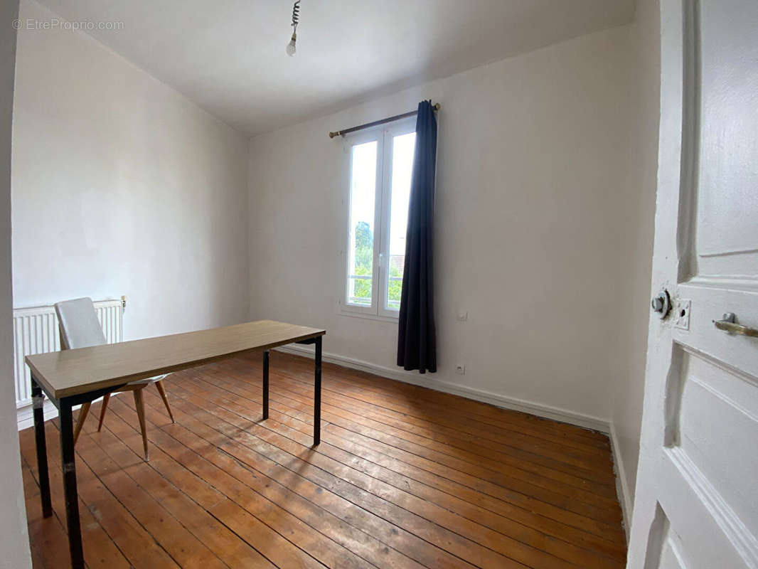 Appartement à SURESNES