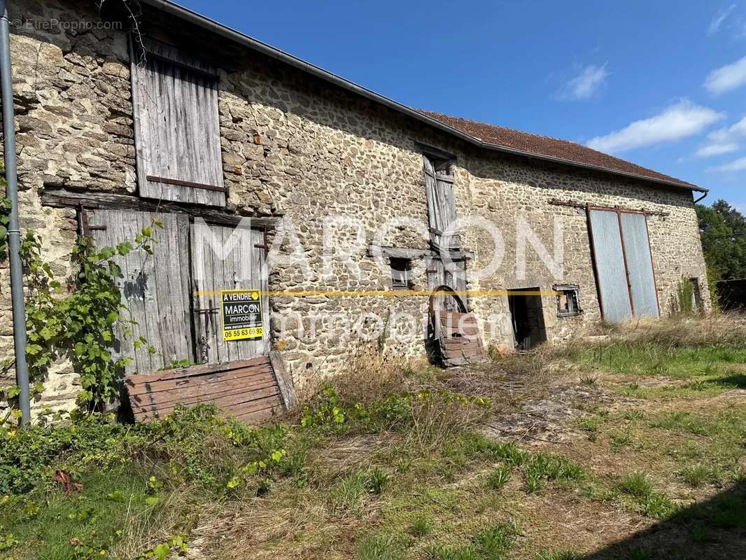 Maison à SAINT-SULPICE-LES-FEUILLES