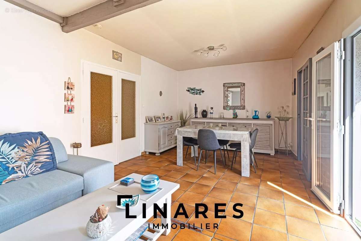 Appartement à MARSEILLE-9E