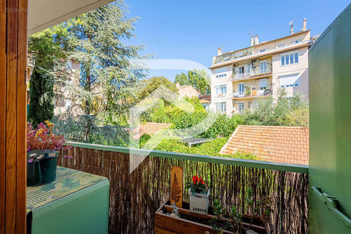 Appartement à AIX-EN-PROVENCE