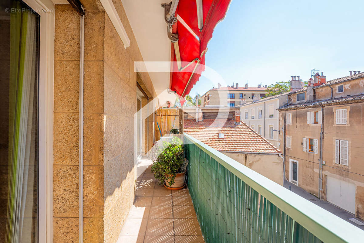 Appartement à AIX-EN-PROVENCE