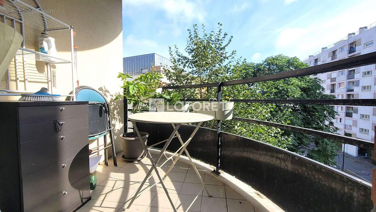 Appartement à SURESNES