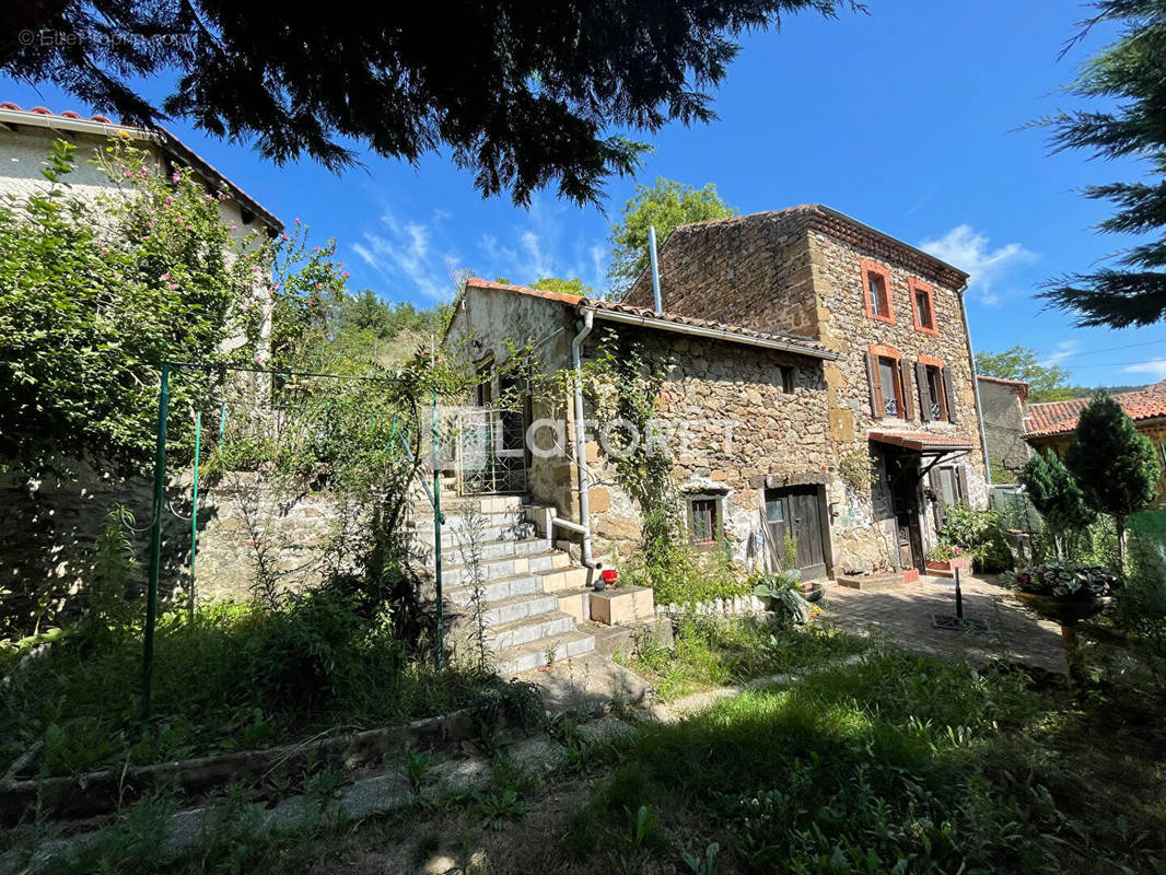 Maison à AUBAZAT