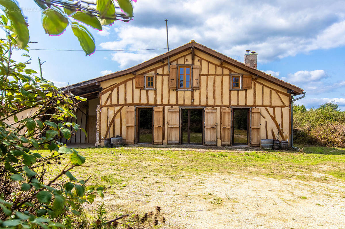 Maison à NOGARO