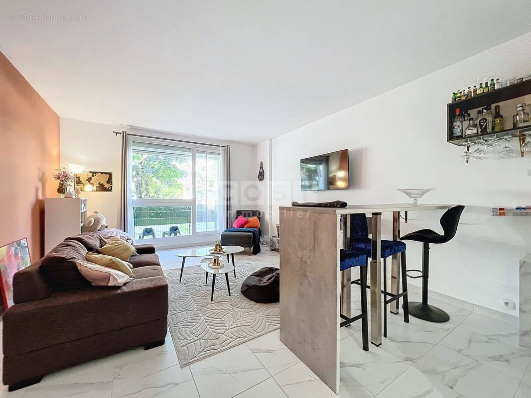 Appartement à ASNIERES-SUR-SEINE