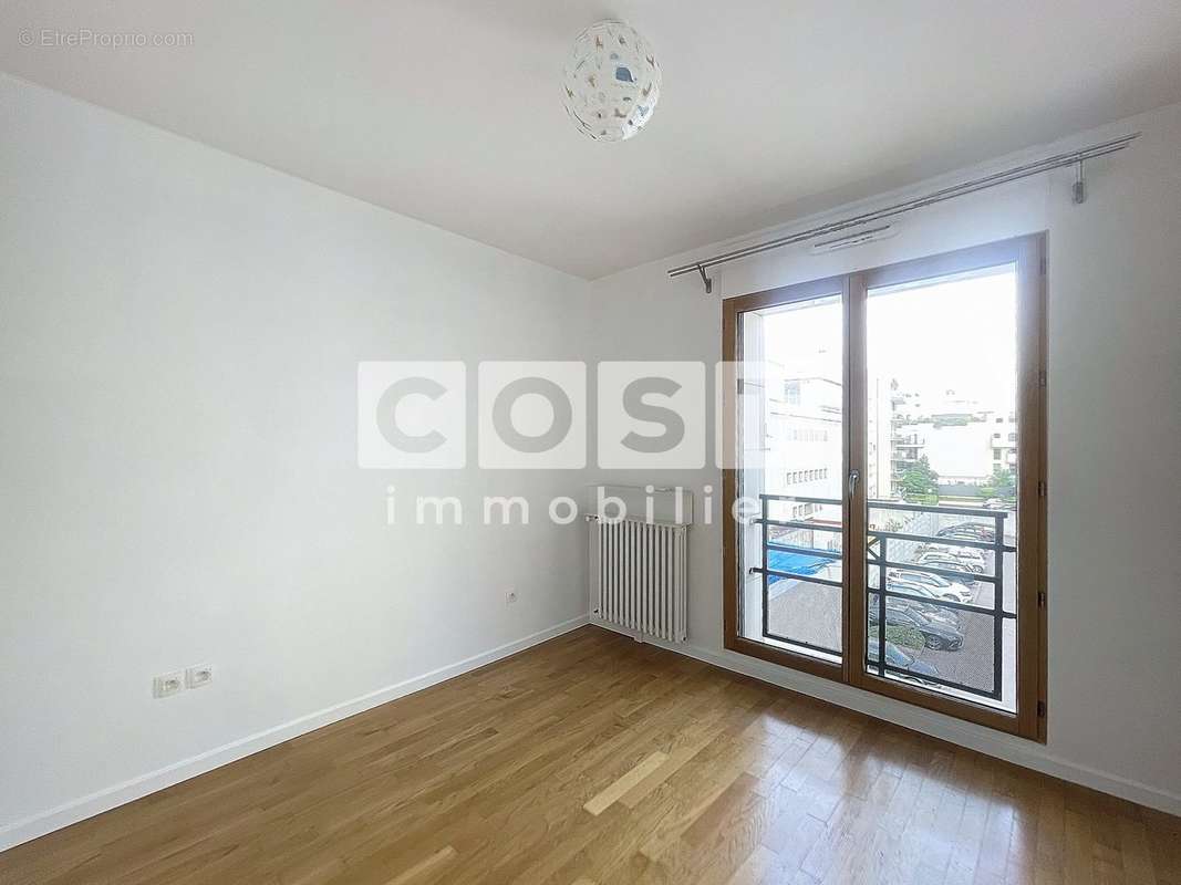 Appartement à LEVALLOIS-PERRET