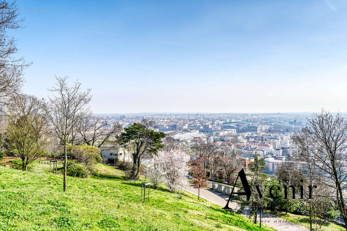 Appartement à LYON-5E