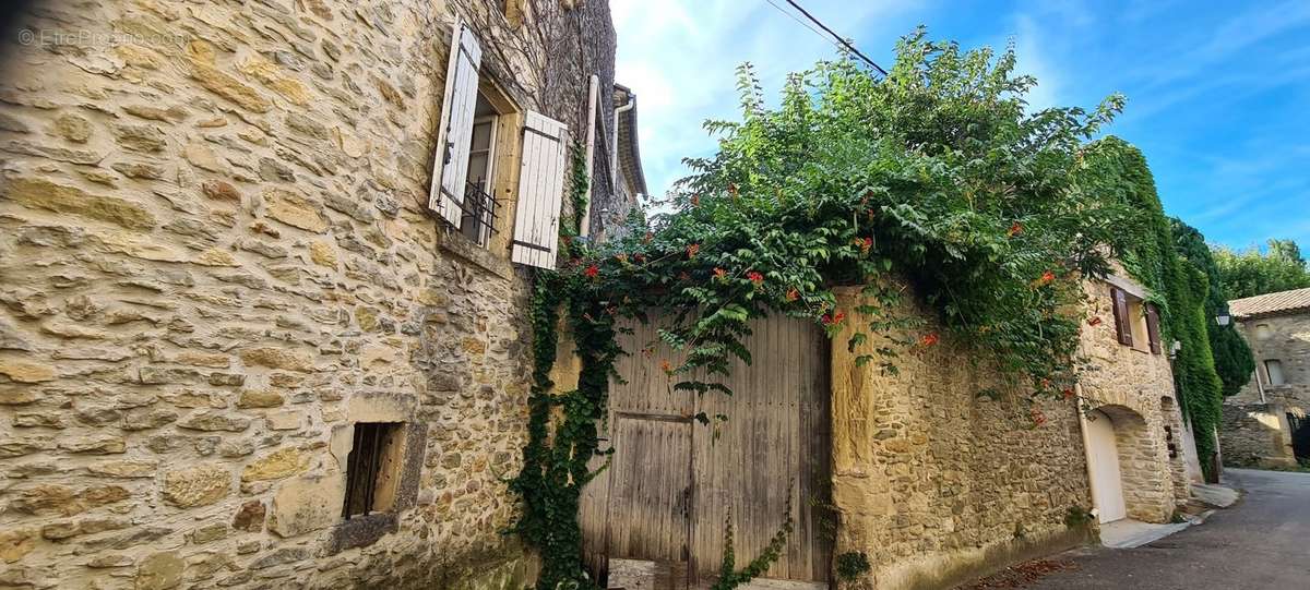 Maison à UZES