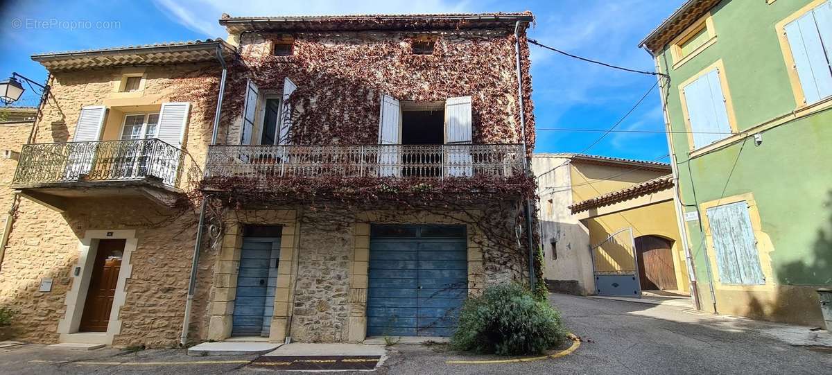 Maison à UZES