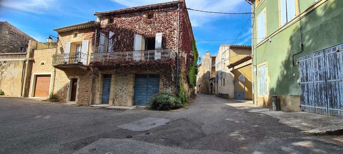 Maison à UZES