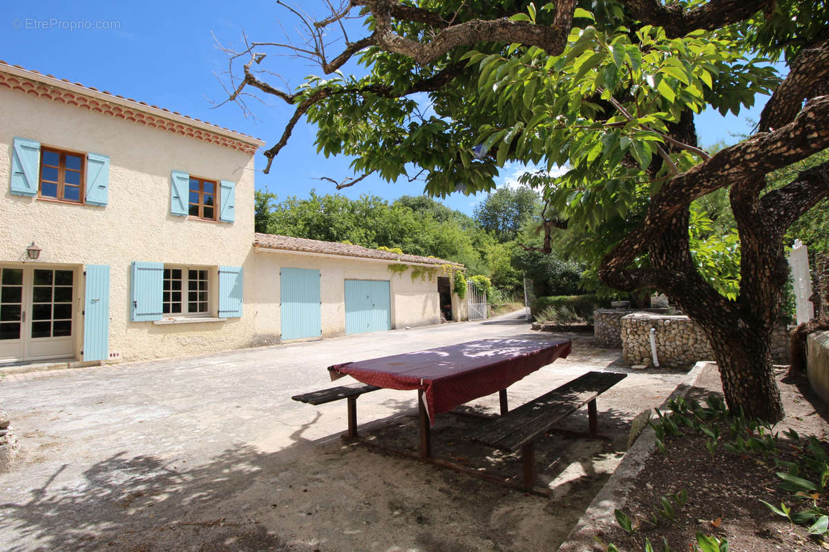 Maison à VAISON-LA-ROMAINE