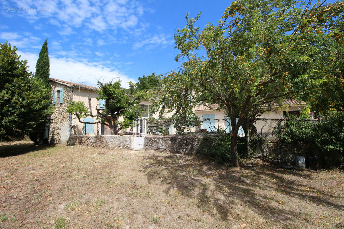 Maison à VAISON-LA-ROMAINE