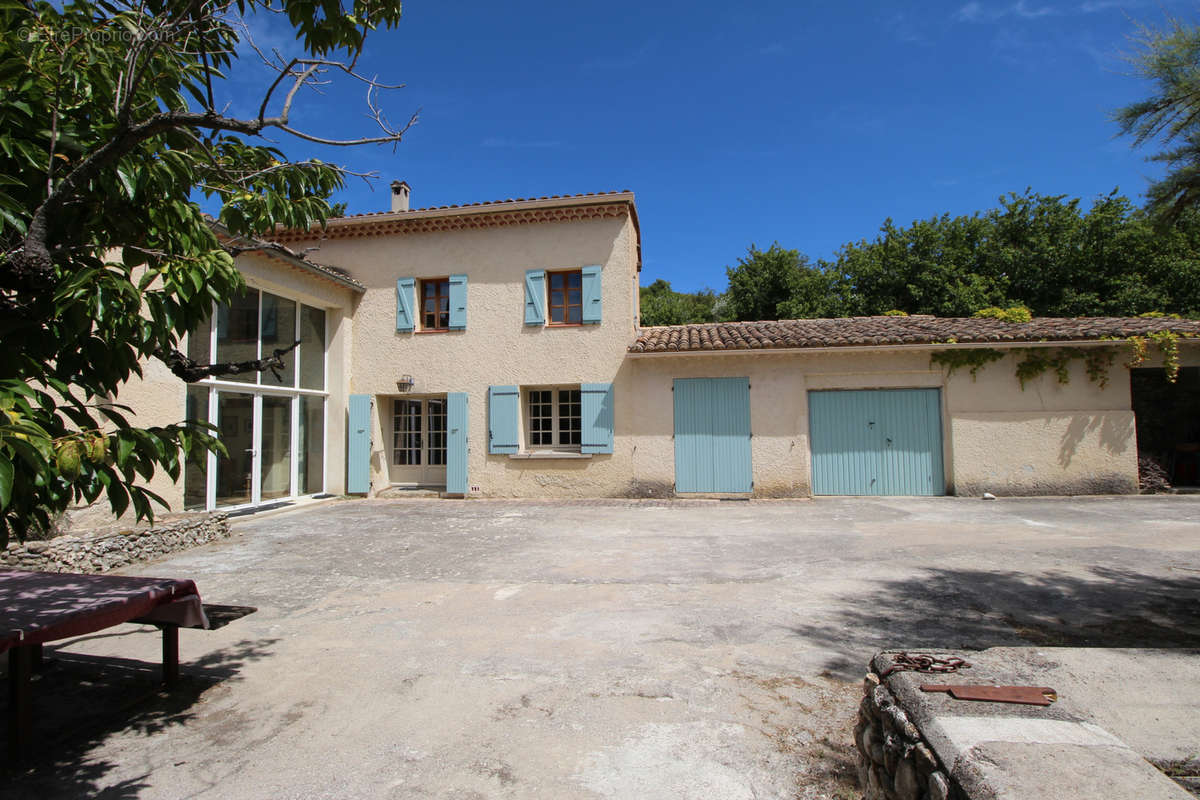 Maison à VAISON-LA-ROMAINE