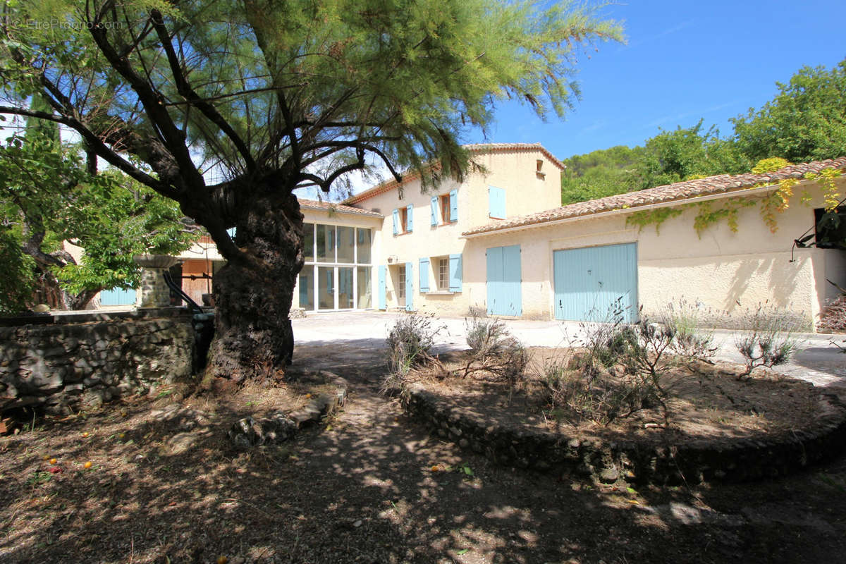 Maison à VAISON-LA-ROMAINE