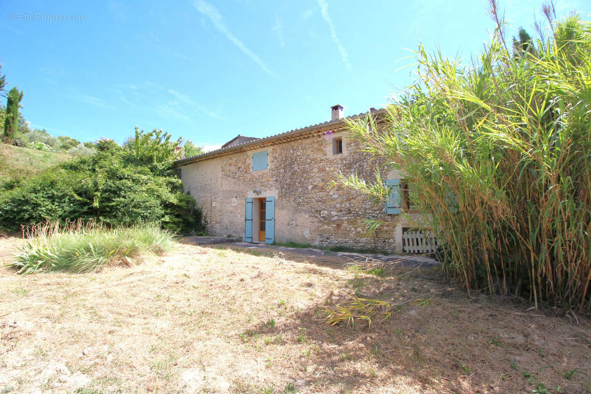 Maison à VAISON-LA-ROMAINE