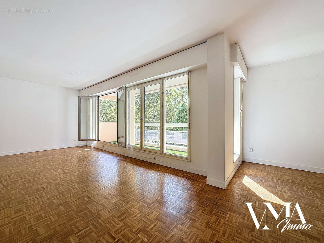 Appartement à LYON-9E