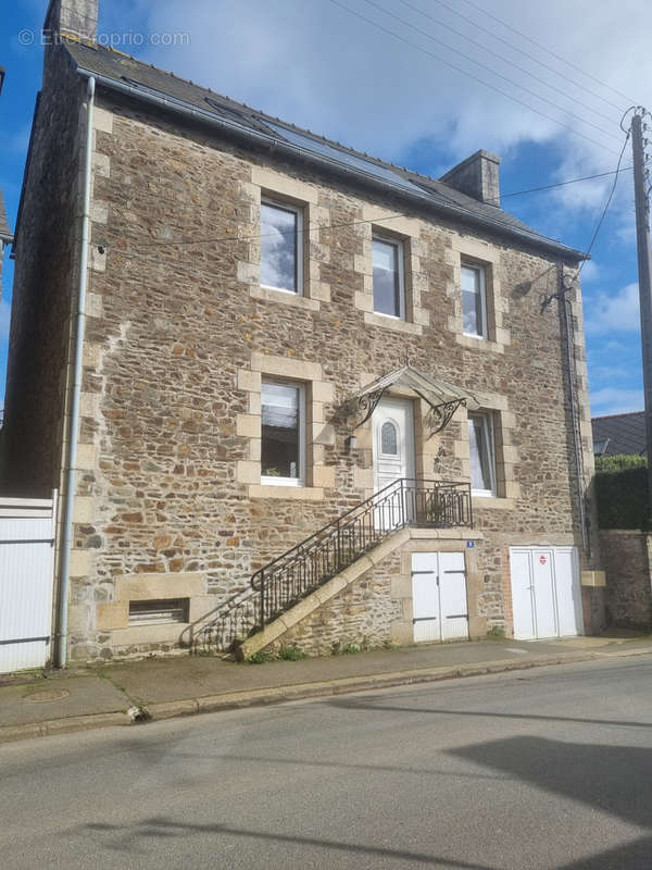 Maison à TRESSIGNAUX