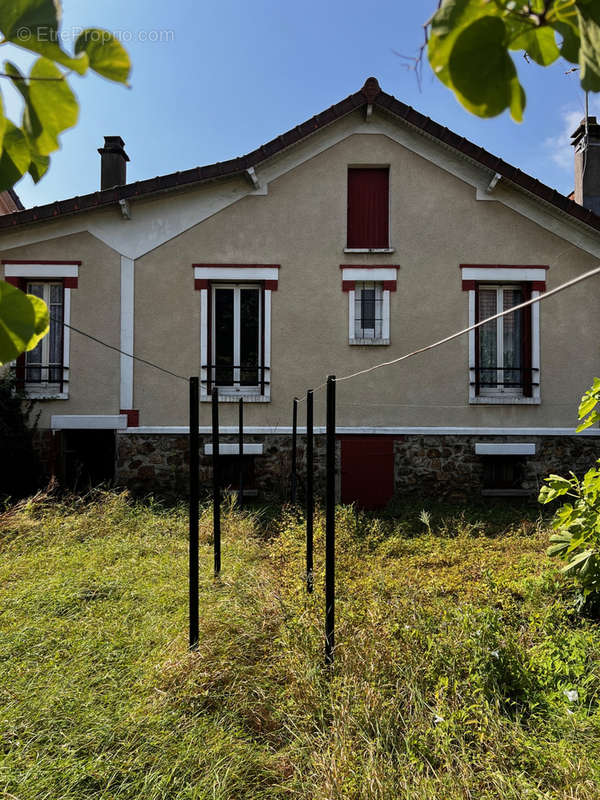 Maison à VILLENEUVE-SAINT-GEORGES