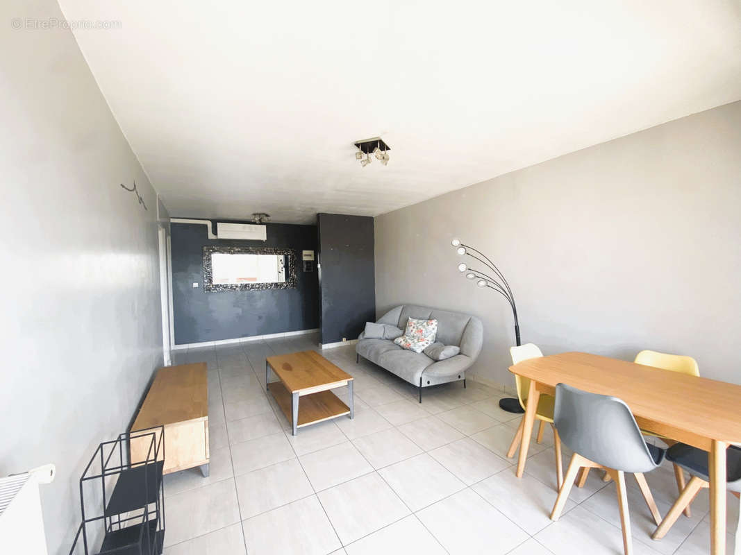 Appartement à MARSEILLE-12E