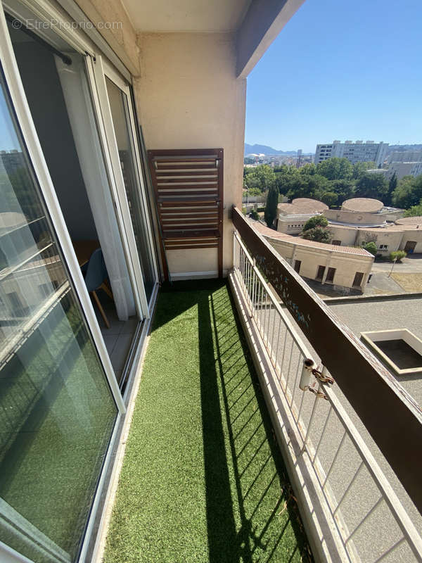 Appartement à MARSEILLE-12E