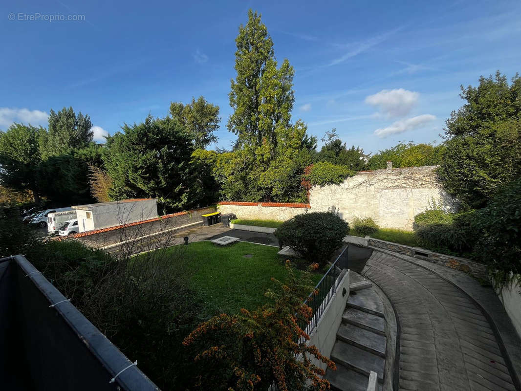 Appartement à SAINT-MAUR-DES-FOSSES