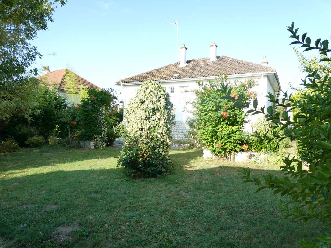 Maison à POILLY-LEZ-GIEN