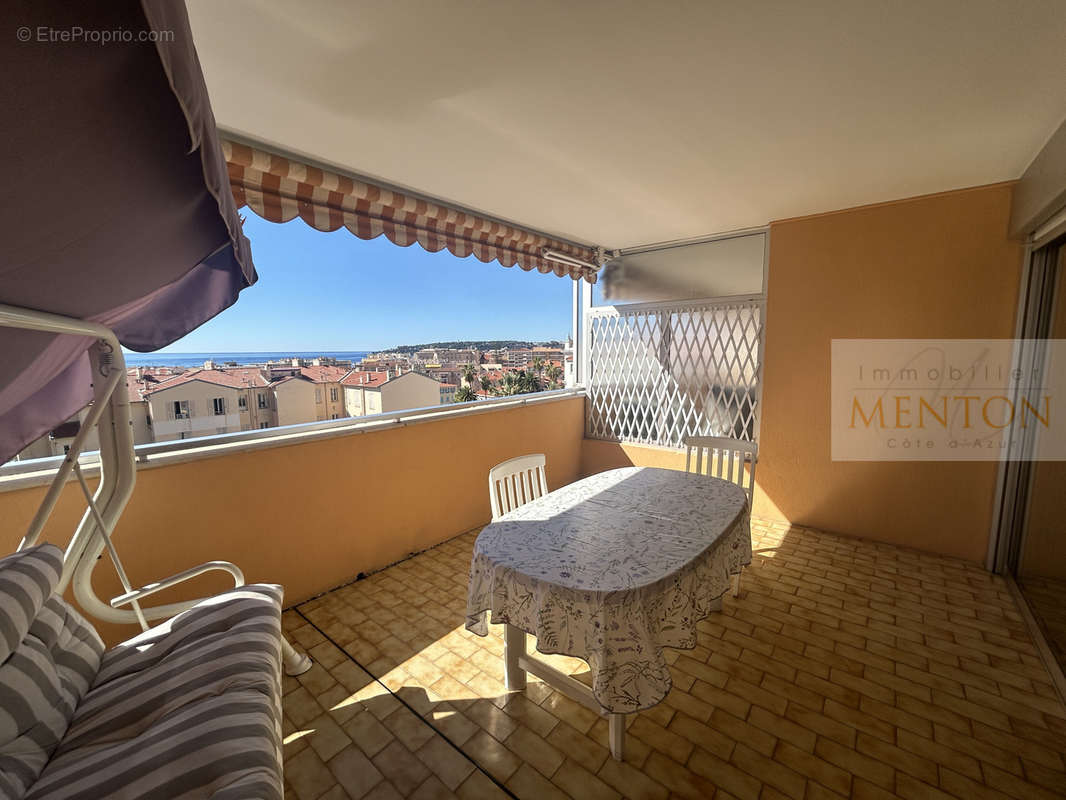 Appartement à MENTON