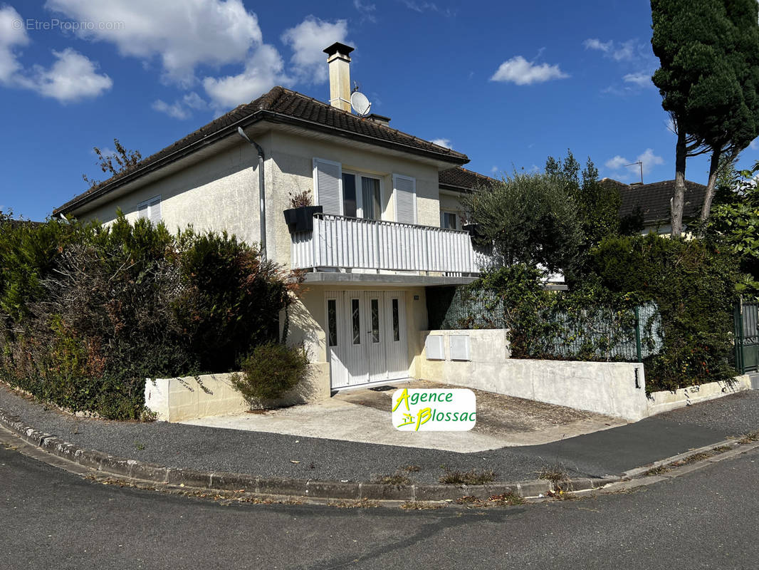 Maison à CHATELLERAULT