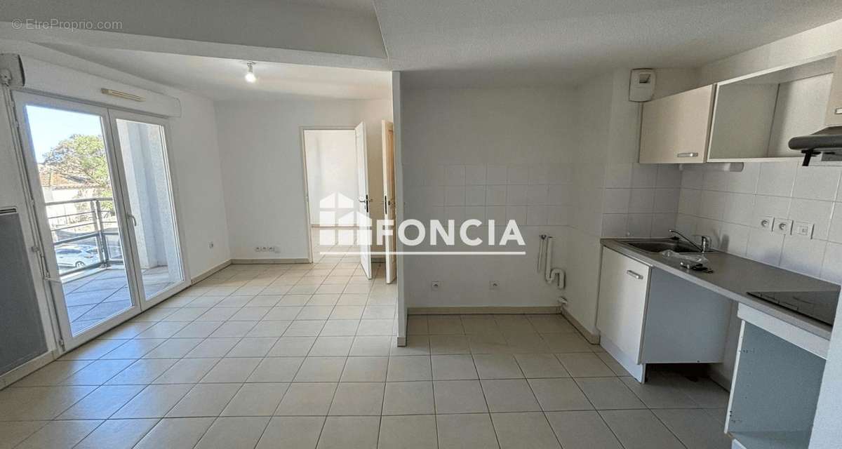 Appartement à VALLAURIS