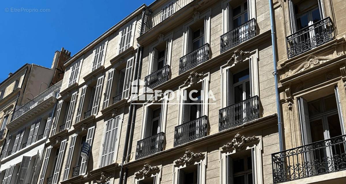 Appartement à MARSEILLE-6E