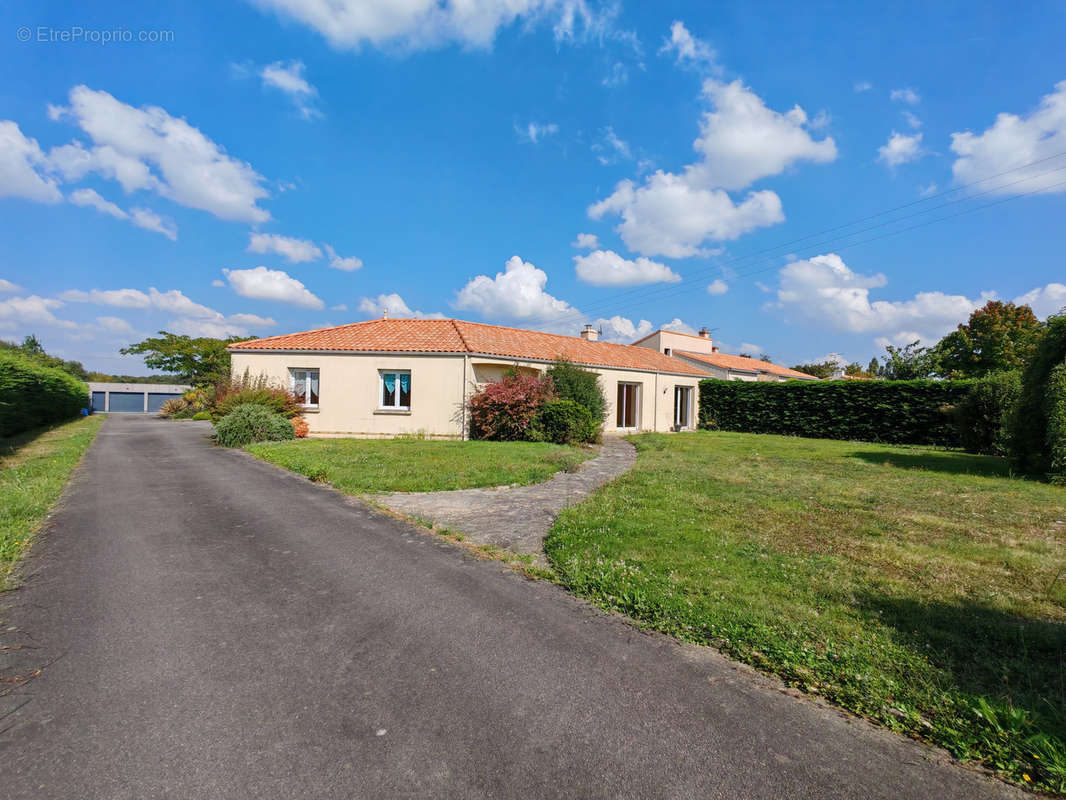 Maison à OUDON