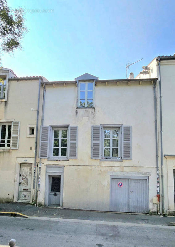 Maison à LA ROCHELLE