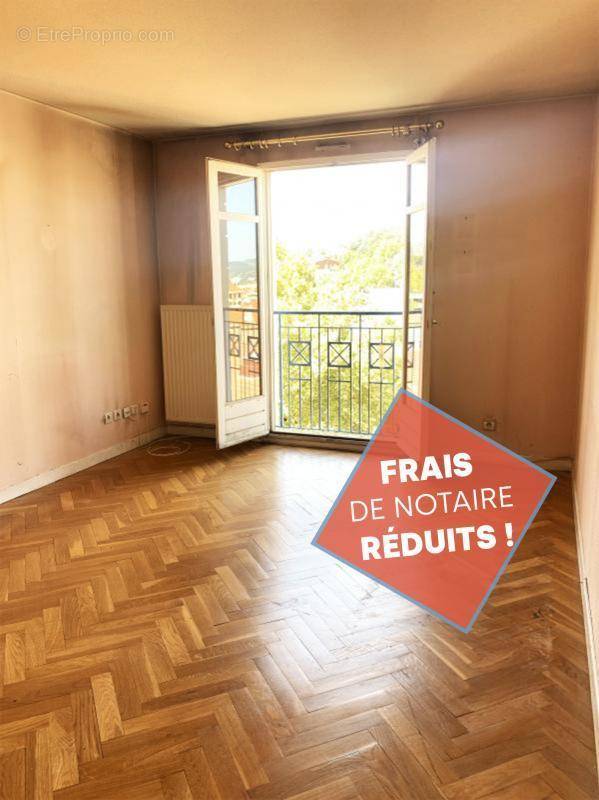 Appartement à SAINT-ETIENNE