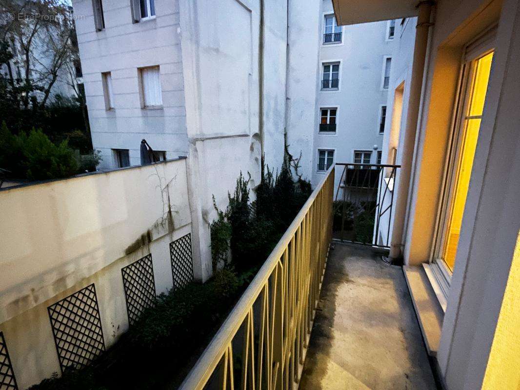 Appartement à CHAVILLE