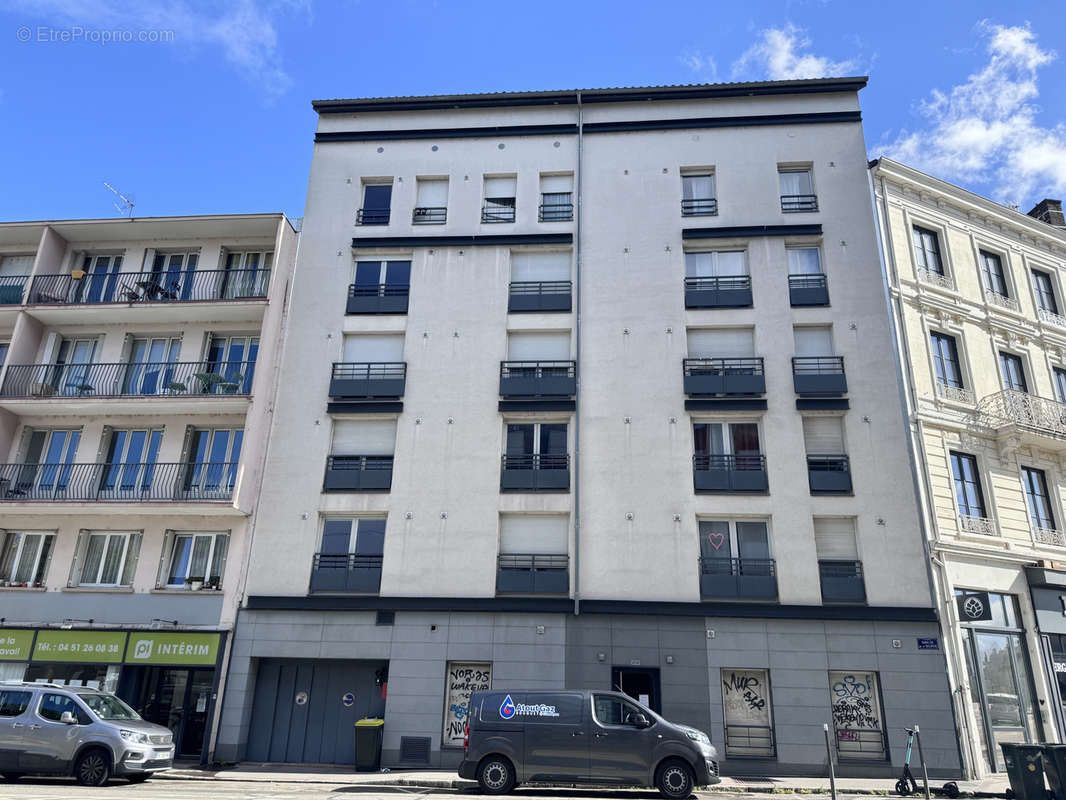 Appartement à LYON-7E