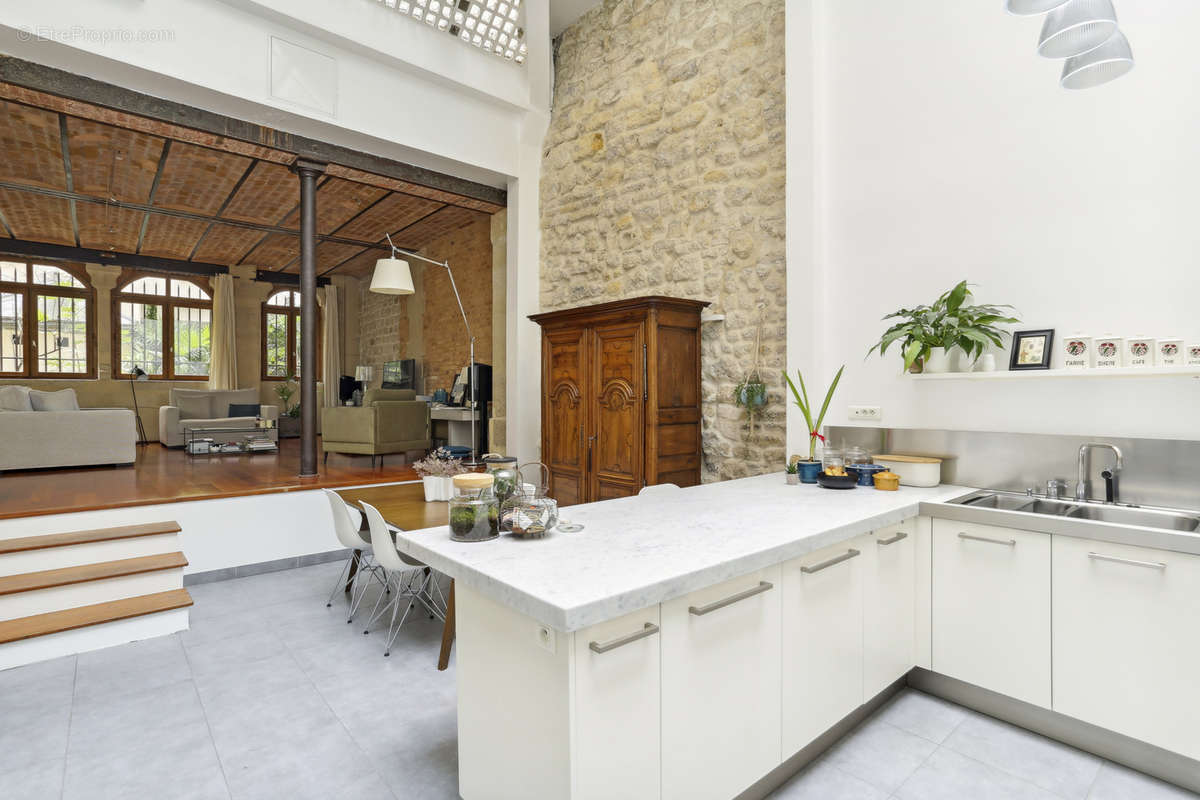 Appartement à PARIS-4E